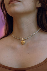 Collar Brilla corazón dorado