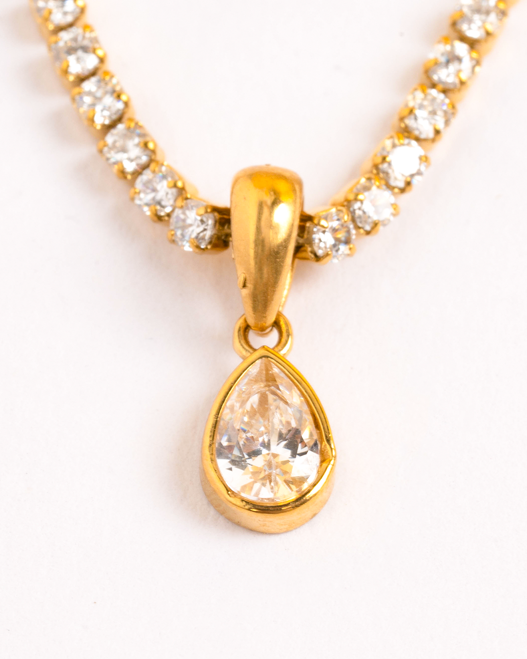 Collar brillo con gota