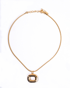 Collar golden frame