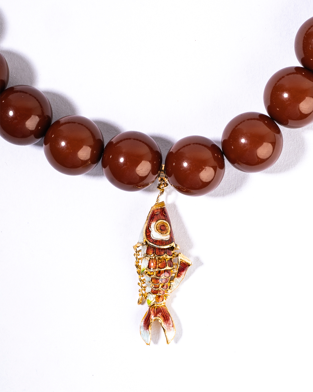 Collar chocolate fish