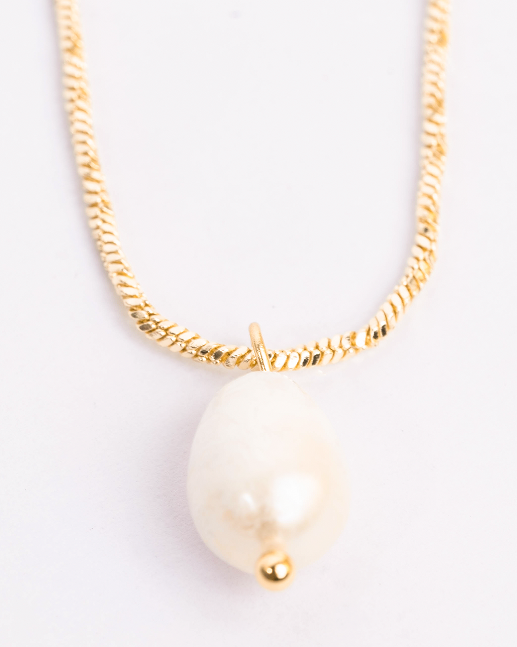 Collar perla dorado