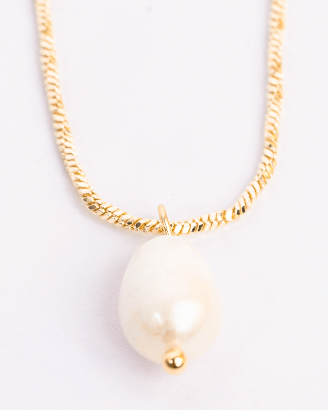 Collar perla dorado